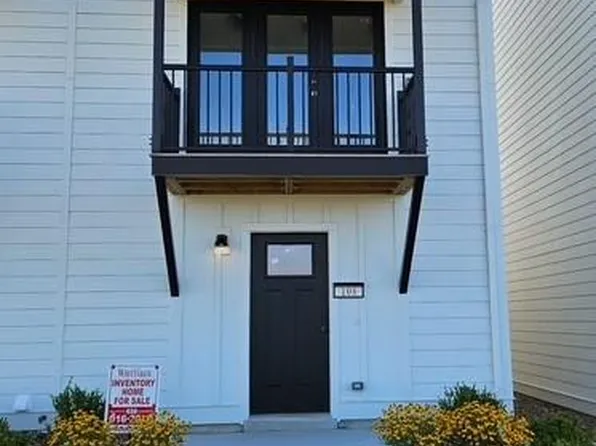 108 Canal Cottage Alley St, Charles, MO 63301