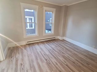 2002 57th St APT 2, Kenosha, WI