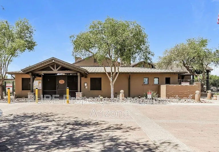 43558 W Oster Dr — Photo 52