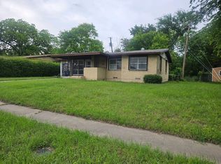 1225 Montague Ave, Dallas, TX 75216
