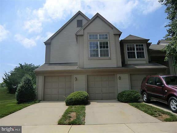 3rd image of 19911 Dunstable Cir #186