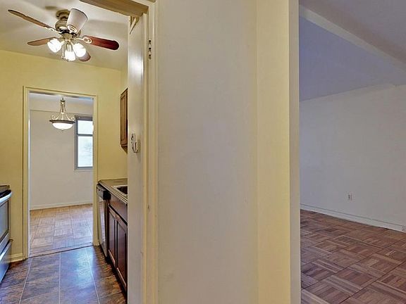 2nd image of 11820 Edgewater Dr APT 616