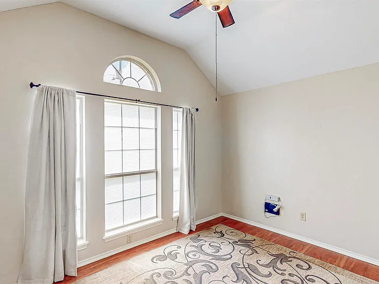 103 Clearview Dr — Photo 14