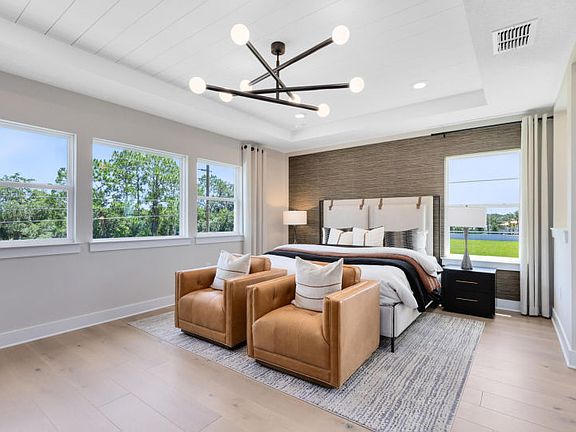 Luxurious Owner s Suite