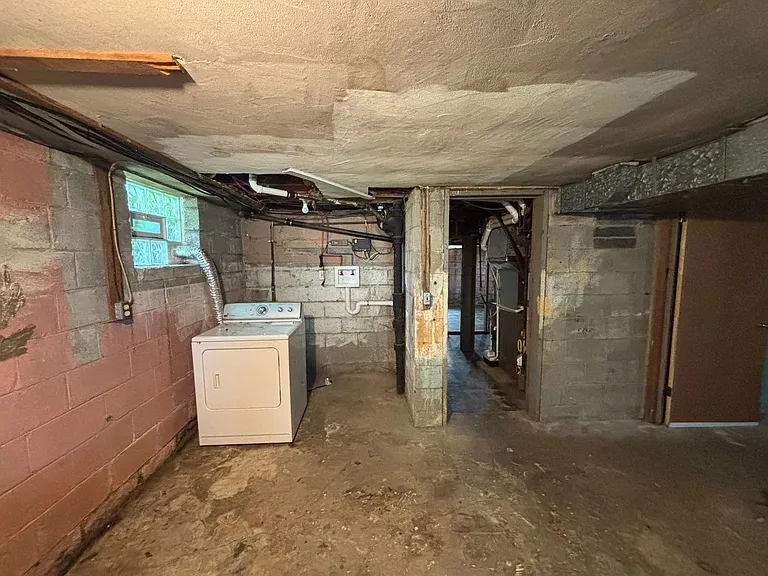 251 Selvin Dr — Photo 28