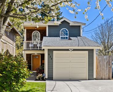 938 24th Avenue, Seattle, WA, 98122