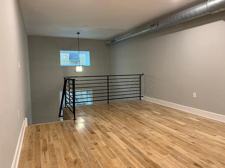 1525 W Girard Ave #105 — Photo 23