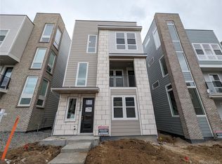 20990 E Quincy Dr, Aurora, CO 80015