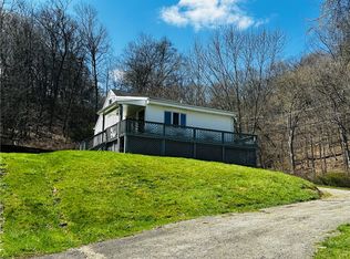 1002 Lewis Run Rd, Clairton, PA 15025