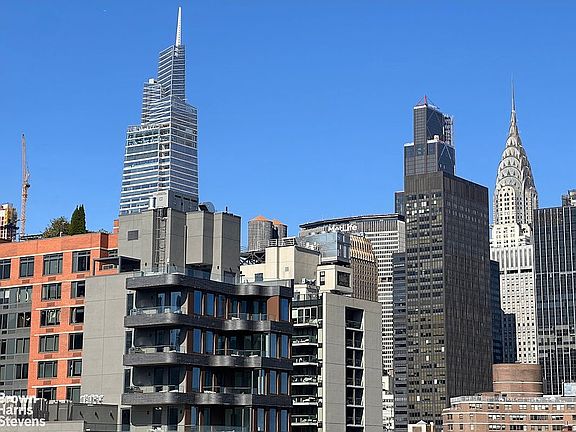 5th image of 300 E 33rd St APT 14J