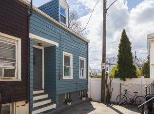 6 Albion Pl, Chelsea, MA 02150