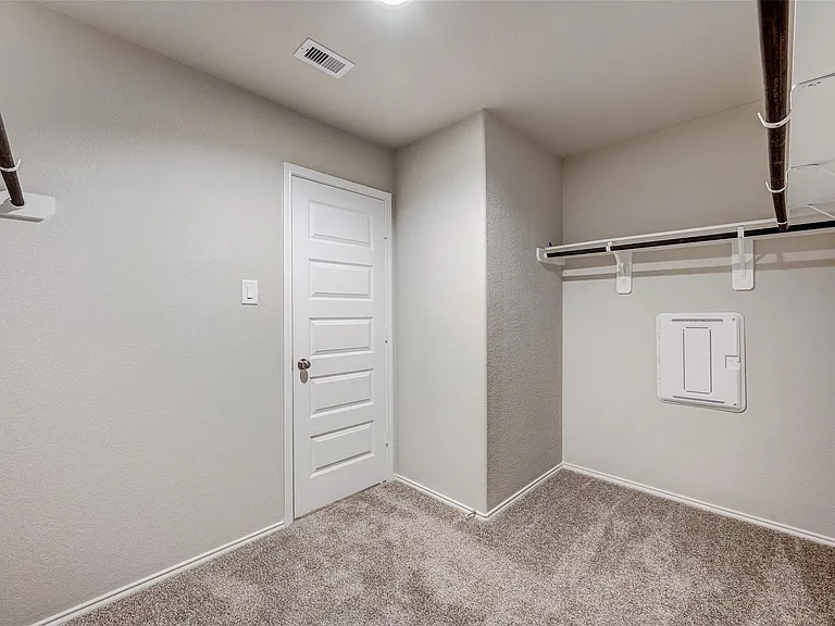 1710 Goose Island Ln — Photo 46