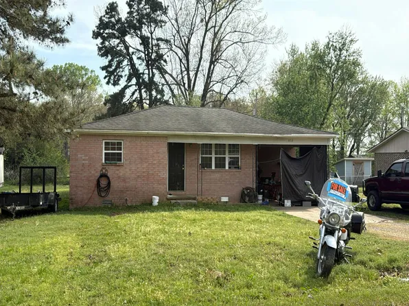3712 E 5th St, Russellville, AR 72802
