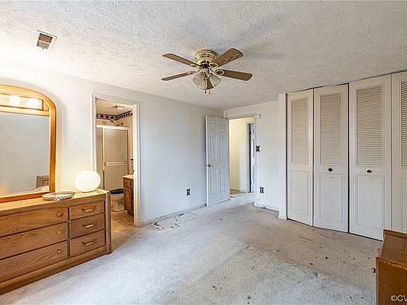 5th image of 10111 Laurel Lakes Dr