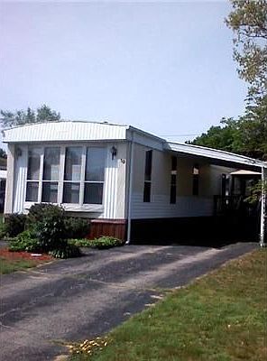 2nd image of 10 Lane E