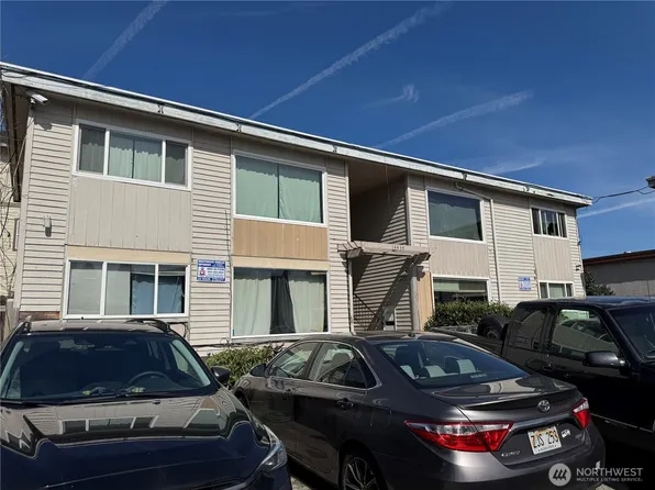 14438 34th Avenue S, Tukwila, WA 98168