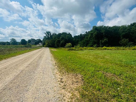 4th image of W Waters Edge Dr Lot 1