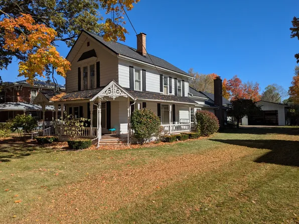 122 N Hudson St, Coldwater, MI 49036