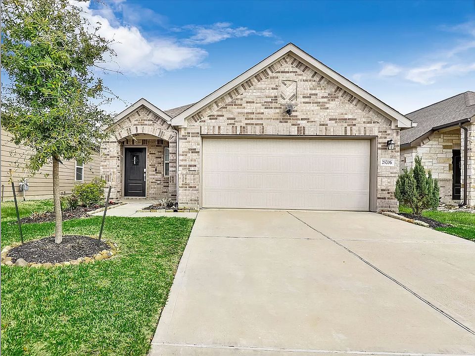 1st image of 25706 Bottlebrush Sedge St