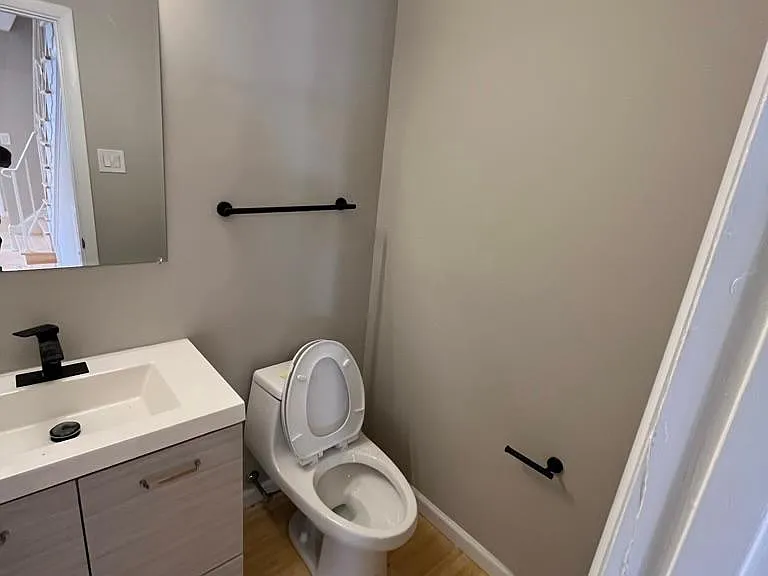 119 Charles Pl — Photo 11