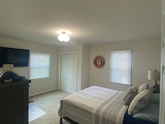 4th image of 3109 E Cherry St