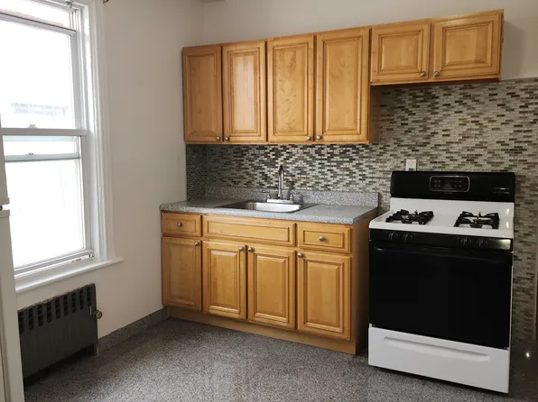 939 79th St #2, Brooklyn, NY 11228