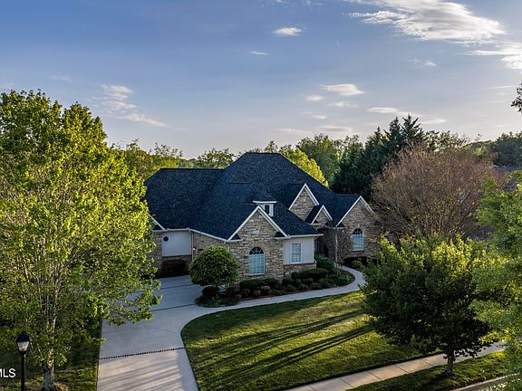 2nd image of 105 Strawberry Field Dr