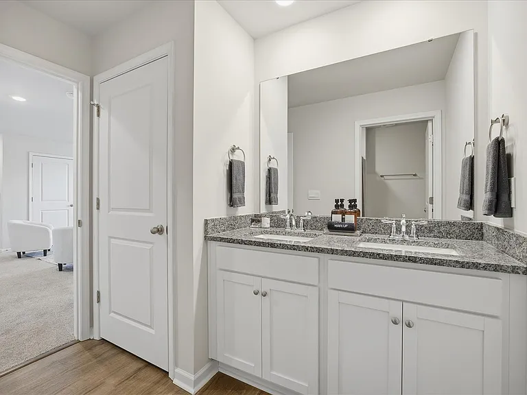 234 N Farmhouse Dr — Photo 31