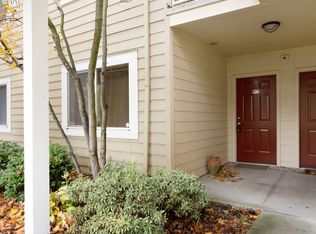 291 N Hayden Bay Dr, Portland, OR 97217