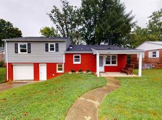 120 Parkway Dr, Huntington, WV 25705