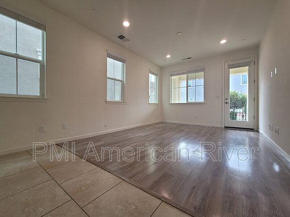 2nd image of 4265 Bob Doyle Dr