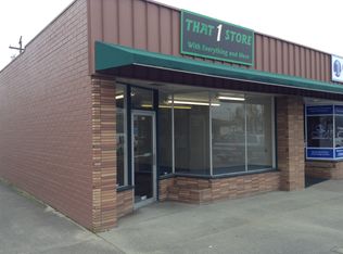 122 NE F St, Grants Pass, OR 97526
