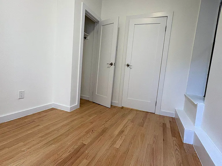 1428 Lexington Ave #3A — Photo 9