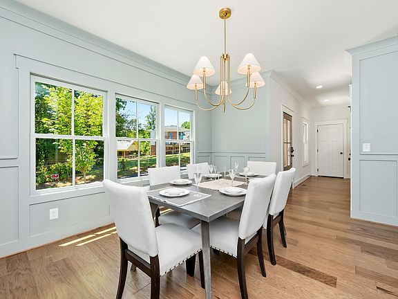 4th image of 1580 Forest Ridge Rd
