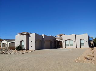 517 Monterrey Rd NE, Rio Rancho, NM 87144