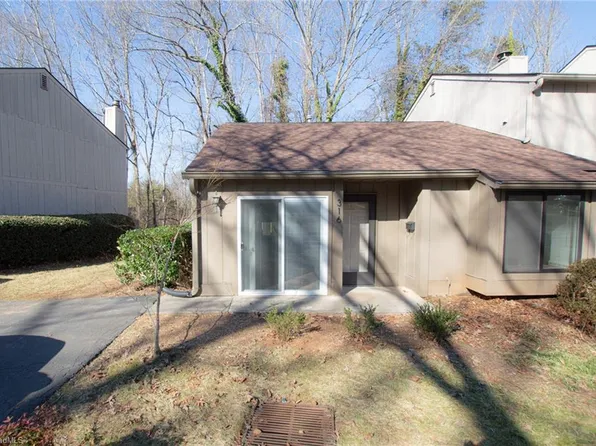316 Lamplighter Cir, Winston Salem, NC 27104
