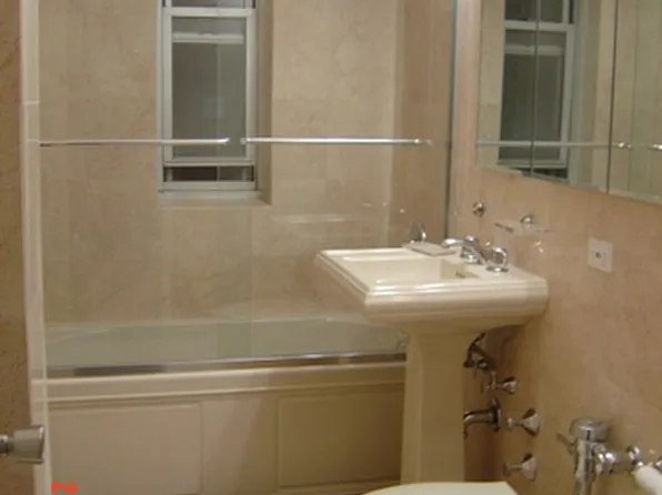 477 Fdr Dr. image 1 of 7