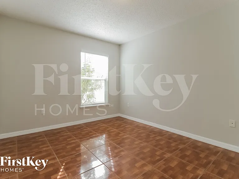 253 McKay Blvd — Photo 11