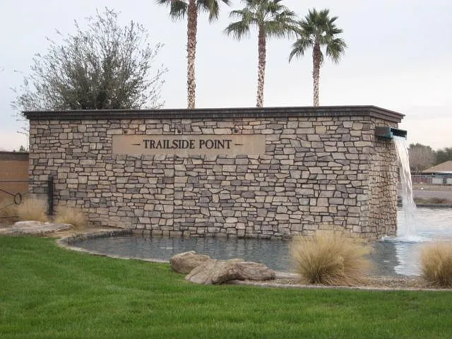 6830 S 70th Dr — Photo 13