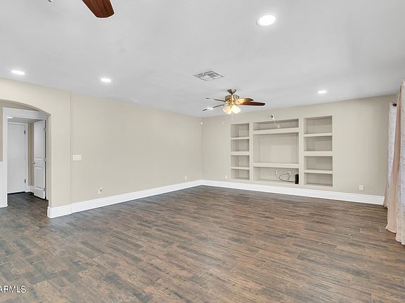 5th image of 21465 N 107TH Drive