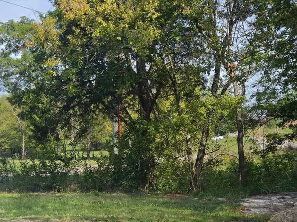 2285 Douglas Dam Rd, Sevierville, TN 37876