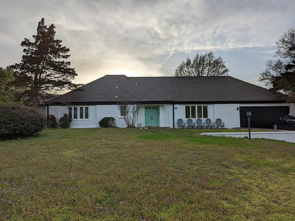 1st image of 3919 E 60th St