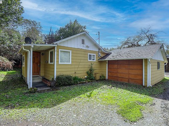 2nd image of 93514 Upper Loop Ln