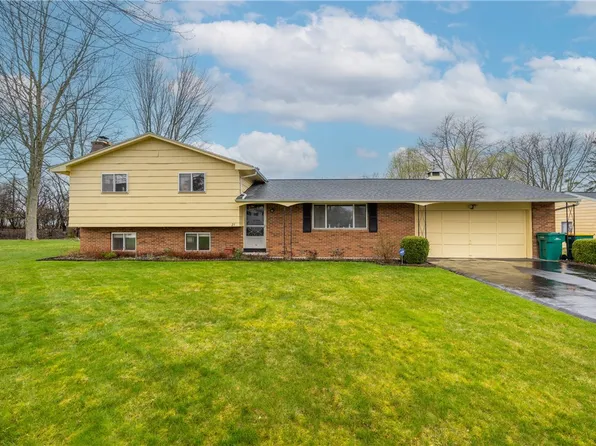 25 Timothy Ct, Rochester, NY 14623
