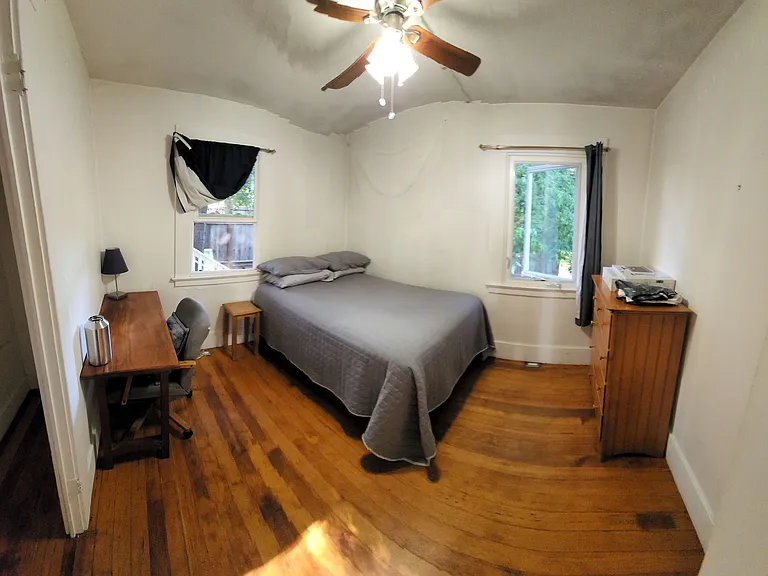 316 E Foothill Blvd — Photo 27