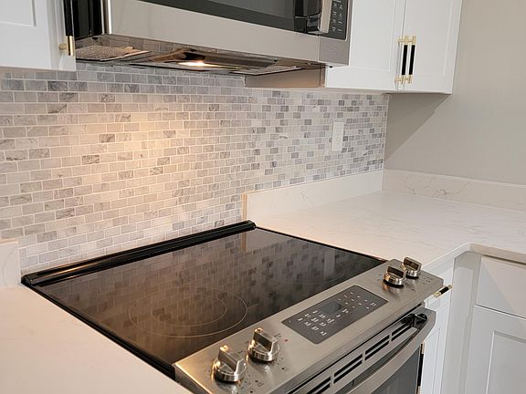Quartz countertop