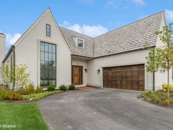 100 Hestercombe Ln, Lake Forest, IL 60045