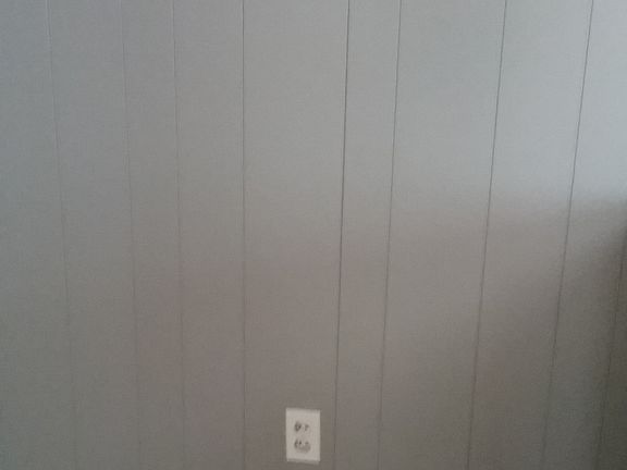 4th image of 621 Hite St