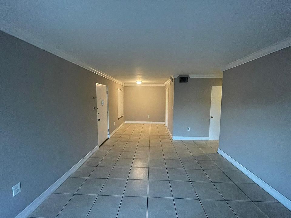 1st image of 1830 Maravilla Ave APT 207