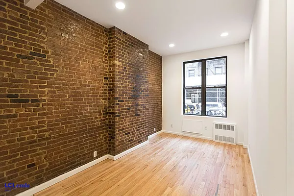 Rented by LC Lemle Real Estate Group | media 1